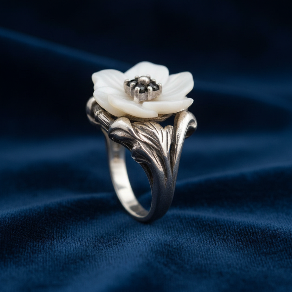MOP Ring Opposite Side Navy