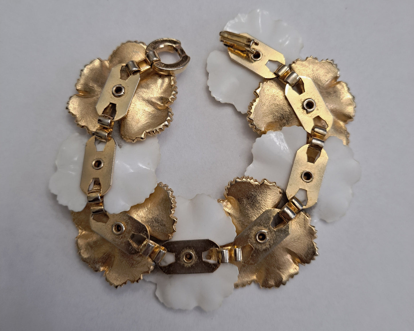 Mid-Century Floral Bracelet